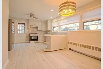 282 Common Street #0, Watertown, MA 02472 - Photo 6