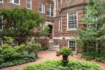 43 Linnaean #24, Cambridge, MA 02138 - Photo 1