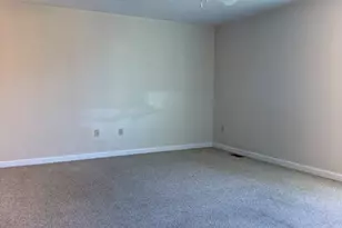 10 Fuller Ave, Attleboro, MA 02703 - Photo 8