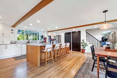 424 Upham Street, Melrose, MA 02176 - Photo 4