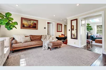 424 Upham Street, Melrose, MA 02176 - Photo 16