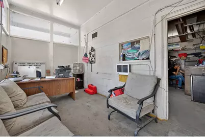2 Andover Street, Peabody, MA 01960 - Photo 10