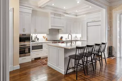 53 Mount Vernon St #II, Boston, MA 02108 - Photo 6