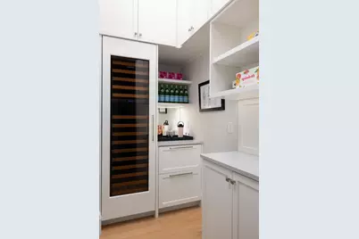 131 St Botolph St #1, Boston, MA 02116 - Photo 8