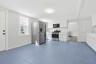 16 Patterson St, Boston, MA 02124 - Photo 4
