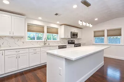 12 Fairfield Ter, Framingham, MA 01701 - Photo 4
