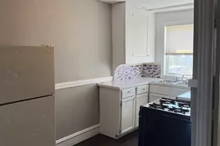 103 Boyden St, Fall River, MA 02721 - Photo 4