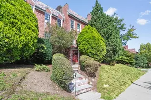 37 Commonwealth Ave, Newton, MA 01742 - Photo 1