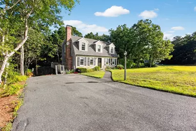 126 Old Colony Drive, Mashpee, MA 02649 - Photo 4