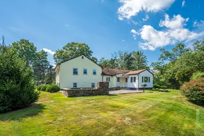 121 Wentworth Street, Dedham, MA 02026 - Photo 24