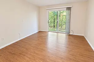 10 Belchertown Rd, Amherst, MA 01002 - Photo 4