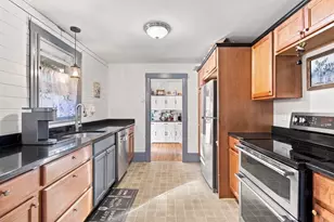 376 Plain St, Rockland, MA 02370 - Photo 8