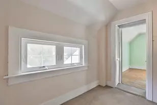 13 Collins St, Newburyport, MA 01950 - Photo 32