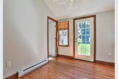 13 Collins St, Newburyport, MA 01950 - Photo 16