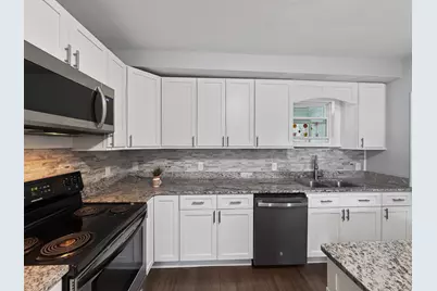 660 Pleasant St, Leicester, MA 01542 - Photo 8
