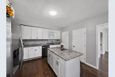 660 Pleasant St, Leicester, MA 01542 - Photo 6