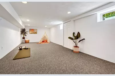 29-31 Jackson Ter #29, Newton, MA 02458 - Photo 26