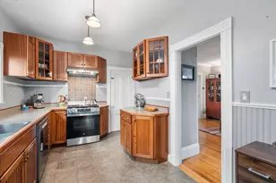 30 Dracut St, Boston, MA 02124 - Photo 14
