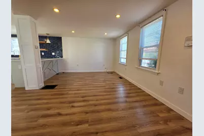 122 Bowler St, Lynn, MA 01904 - Photo 8