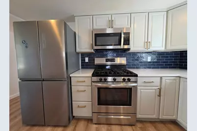 122 Bowler St, Lynn, MA 01904 - Photo 10