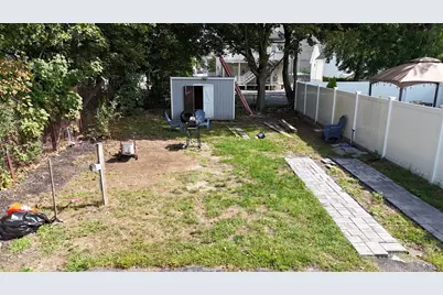 122 Bowler St, Lynn, MA 01904 - Photo 28