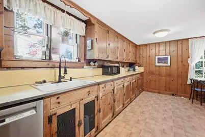 84 Maple Street, Oakham, MA 01068 - Photo 8