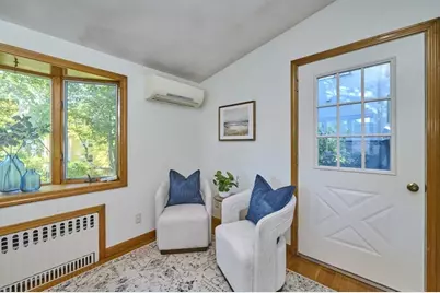 9 Princeton St, Newton, MA 02458 - Photo 12