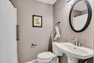 4 Stratton Rd, Hudson, MA 01749 - Photo 28