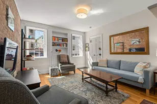 41 Middle St, Newburyport, MA 01950 - Photo 2