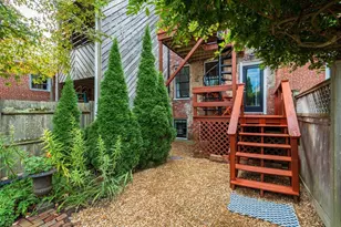 41 Middle St, Newburyport, MA 01950 - Photo 10