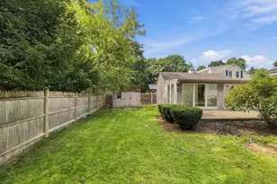 17 Elise Ave, Dracut, MA 01826 - Photo 6