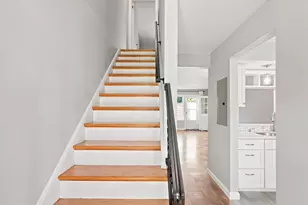 104 Windsor Dr, Framingham, MA 01701 - Photo 4