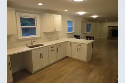 48 Grove St, Plympton, MA 02367 - Photo 8