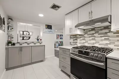 345 Place Ln #345, Woburn, MA 01801 - Photo 20