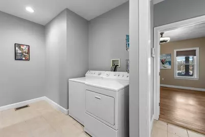 29-31 Middlesex St #1, Chelmsford, MA 01863 - Photo 8