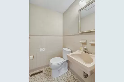 152 Corey Colonial #152, Agawam, MA 01001 - Photo 20