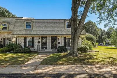 152 Corey Colonial #152, Agawam, MA 01001 - Photo 1