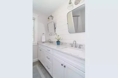 16 Bradford Rd, Natick, MA 01760 - Photo 20