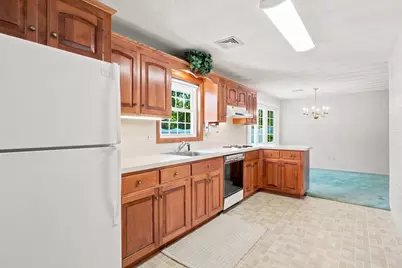 7 Myrna Road, Framingham, MA 01701 - Photo 14