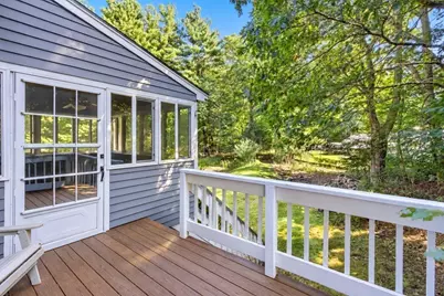 23 Oak St, Medway, MA 02053 - Photo 32