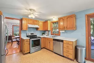 41 Virginia Ave, North Attleboro, MA 02763 - Photo 6