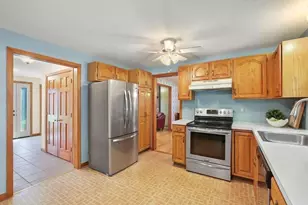 41 Virginia Ave, North Attleboro, MA 02763 - Photo 6