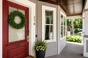 256 Watertown St, Newton, MA 02458 - Photo 2
