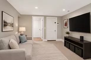 256 Watertown St, Newton, MA 02458 - Photo 14