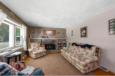 25 Naushon Rd, Billerica, MA 01821 - Photo 14