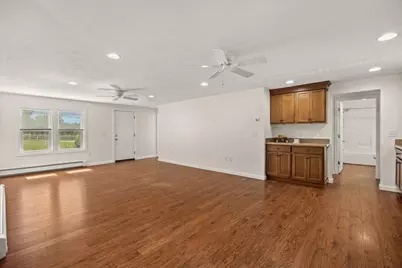 201 Tiffany St, Attleboro, MA 02703 - Photo 10