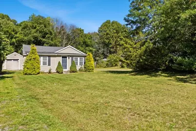 201 Tiffany St, Attleboro, MA 02703 - Photo 2