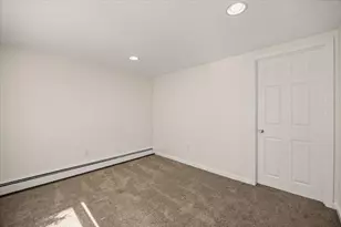 201 Tiffany St, Attleboro, MA 02703 - Photo 16