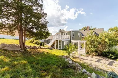 1070 Liberty St, Braintree, MA 02184 - Photo 36