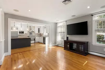 85 Robbins Rd, Watertown, MA 02472 - Photo 10
